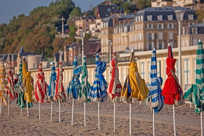 Trouville sur Mer, cabines de bains et parasols