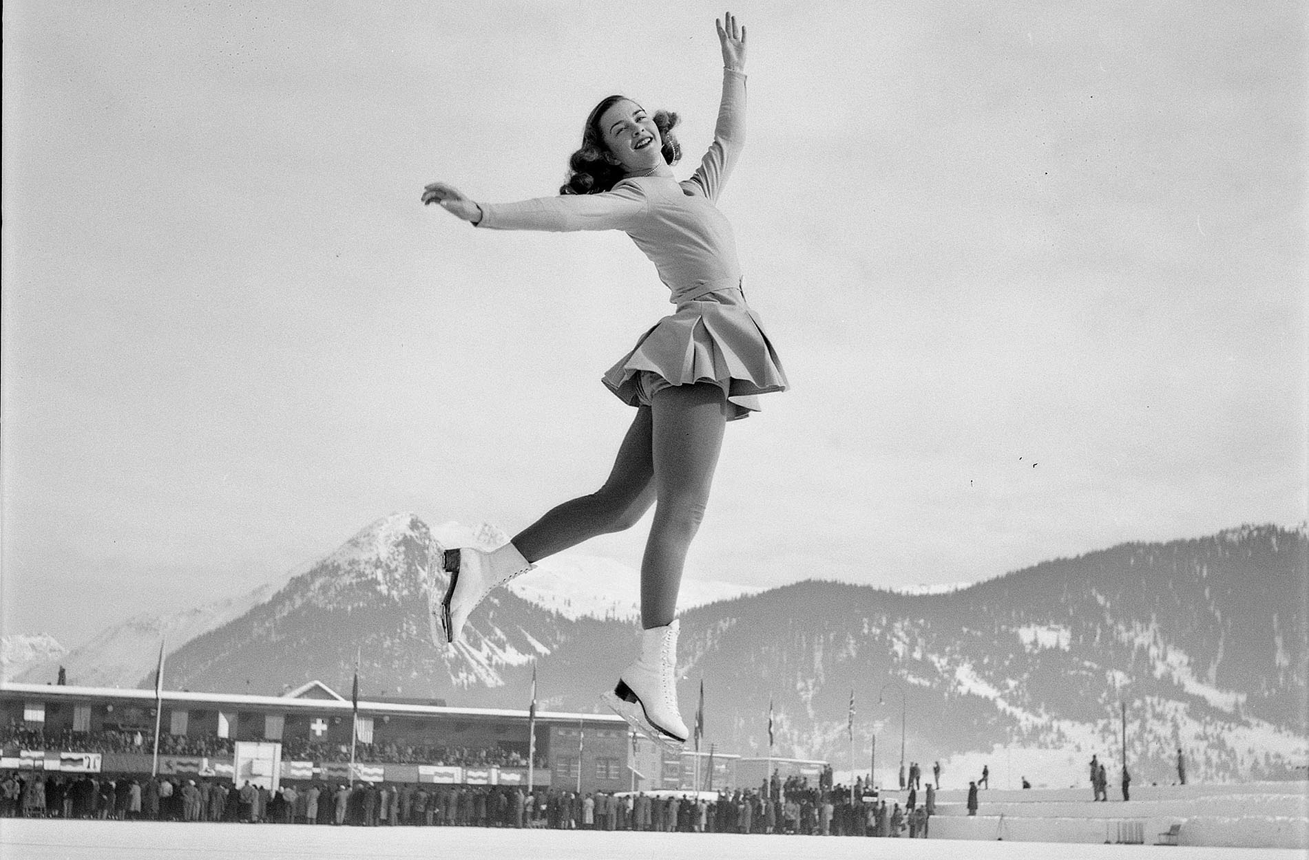 European championship of figure skating in Davos 1947: Barbara Ann Scott.