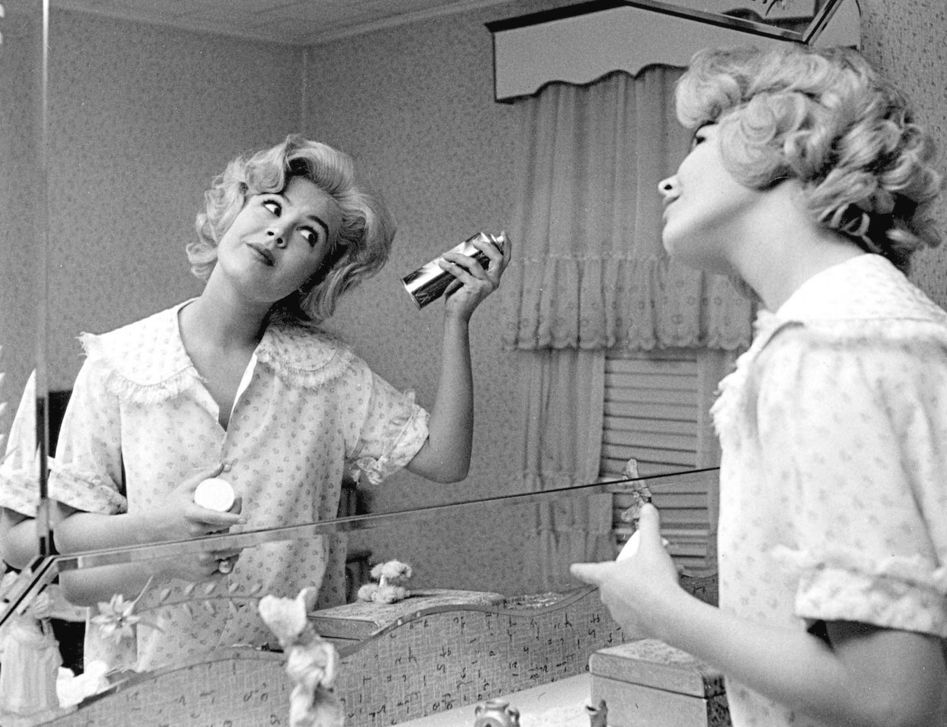 Sandra Dee Sw