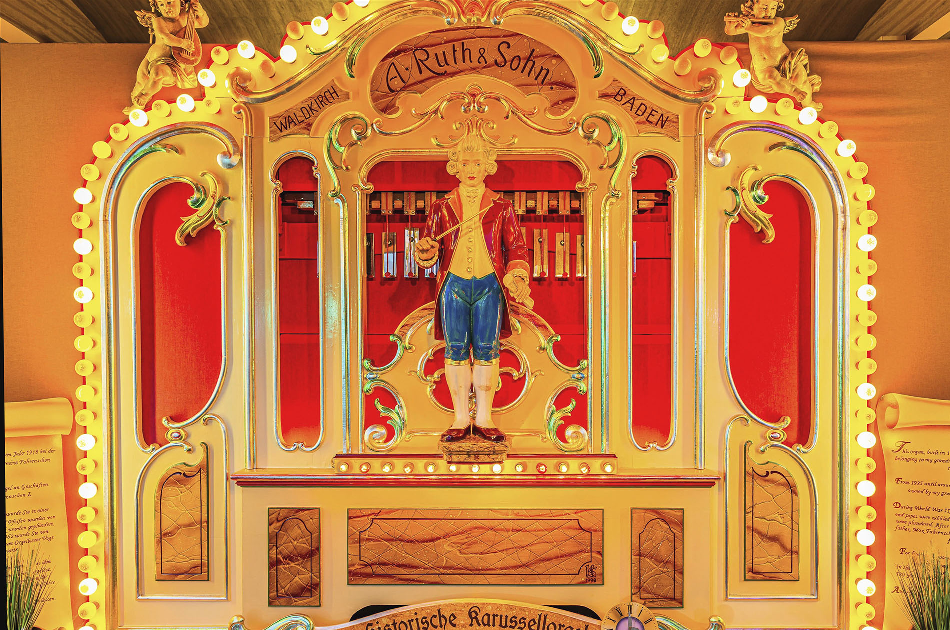 Historic carousel organ, festival meadow, Theresienwiese, Oktoberfest, Munich, Upper Bavaria, Bavaria, Germany