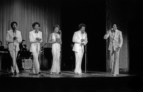 The Platters, 1975