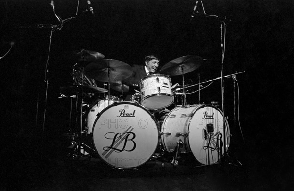 Louie Bellson, 1977