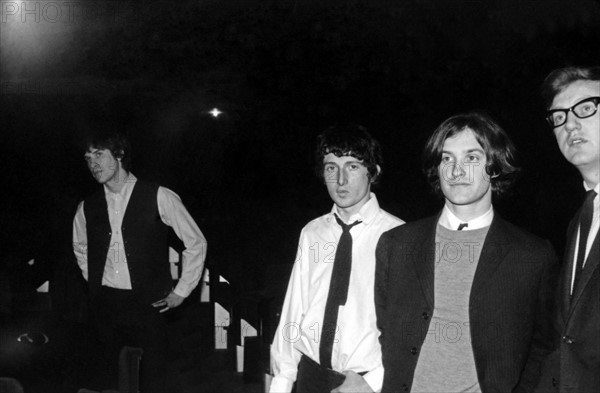 Les Kinks, 1964