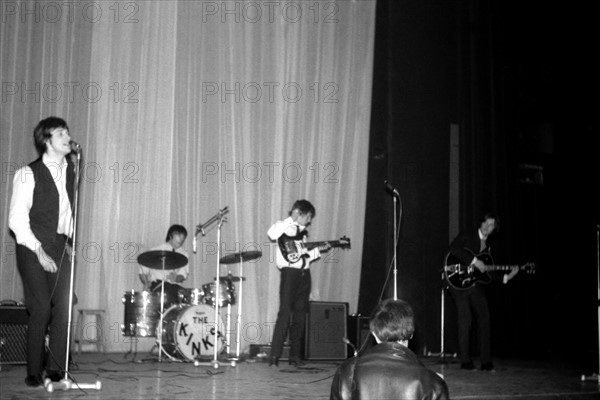 The Kinks, 1964