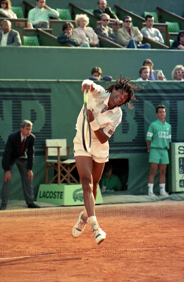 Yannick Noah at the 1990 French Open
