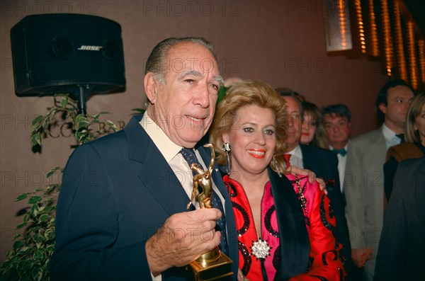 Anthony Quinn et son épouse Jolanda Addolori