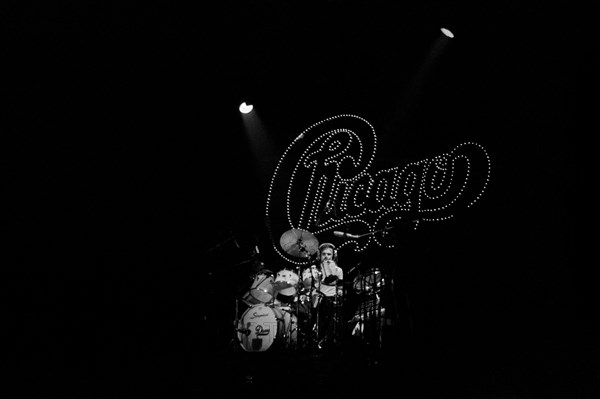 Le groupe Chicago en concert à l'Hippodrome de Pantin (actuel Parc de la Villette), le 5 février 1977