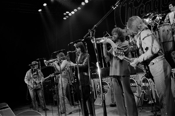 Le groupe Chicago en concert à l'Hippodrome de Pantin (actuel Parc de la Villette), le 5 février 1977