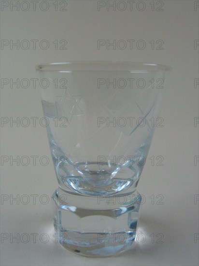 Verre anglais type « firing glass »