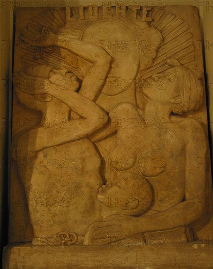 Relief en plâtre « Liberté », en commémoration de la libération des esclaves en 1848