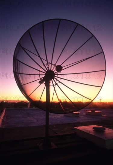 Dish at Sunset
\n