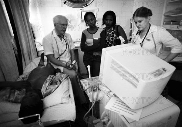 Dr J V Larsen\\'s final week at Eshowe Hospital