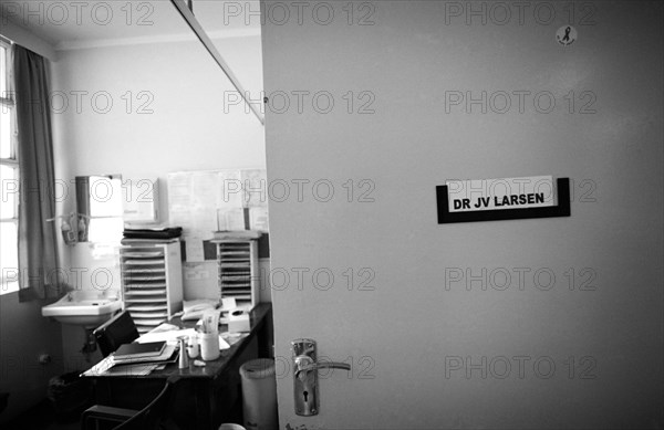 Dr J V Larsen\\'s final week at Eshowe Hospital