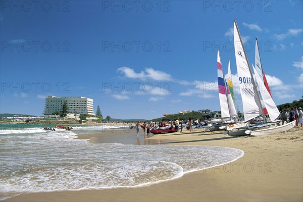 HOBIE CATS AT PLETTENBERG BAY