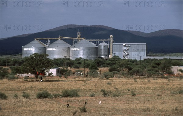 Silos
\n