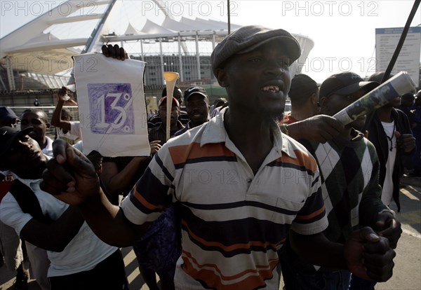 Grève des ouvriers sur le chantier du stade de Durban, Afrique du Sud