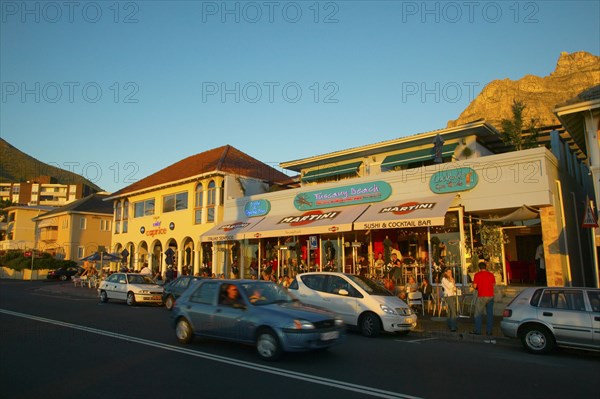 De la Harpe, Restaurants et pubs à Camps Bay