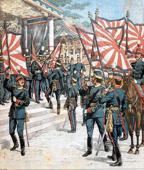 Guerre Russo - Japonaise de 1904-1905, l'Empereur du Japon présente les couleurs de l'empire aux régiments japonais