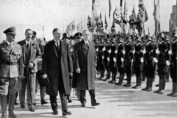 Chamberlain, Ribbentrop et Hitler a Munich en 1938