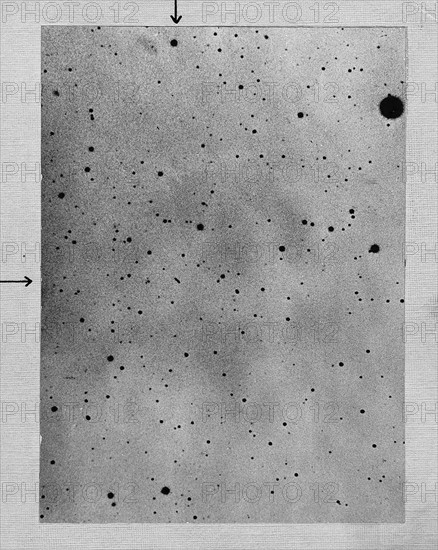 Long exposure of star field showing track of asteroid (planetoid) Sappho against points of stars