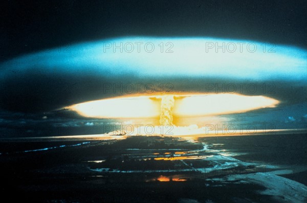 150-megaton thermonuclear explosion, Bikini Atoll, l March 1954