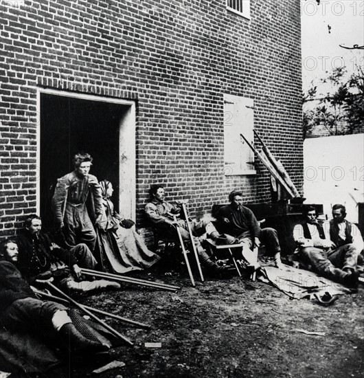 American Civil War: Wounded soldiers in care of the Red Cross sitting out in the fresh air