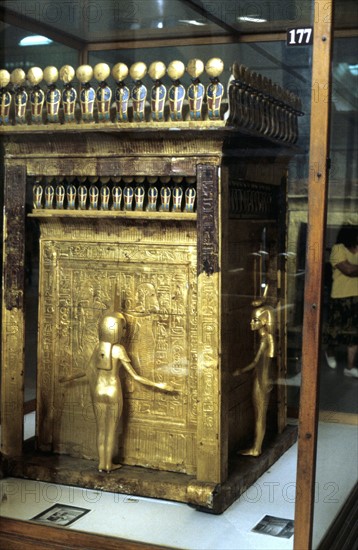 Golden outer sarcophagus of Tutankamen with guardian figures