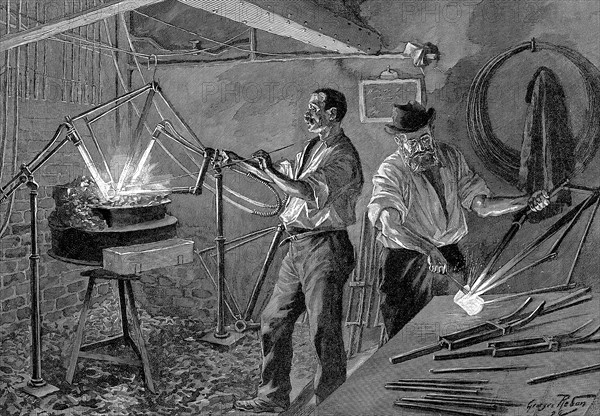 Welding a bicycle frame: France