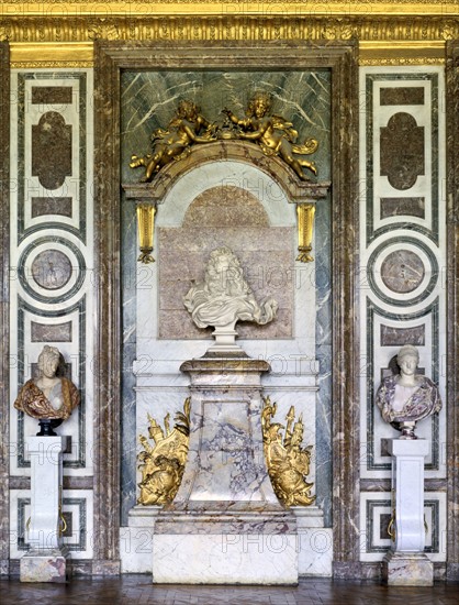 Palace of Versailles, interior of the Salon de Diane