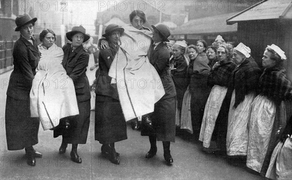 World War I,   : British women fire fighters training