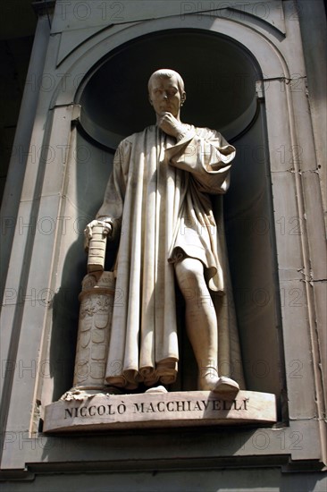 Statue de Nicolas Machiavel