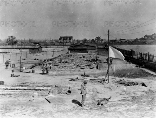 World War II : camp