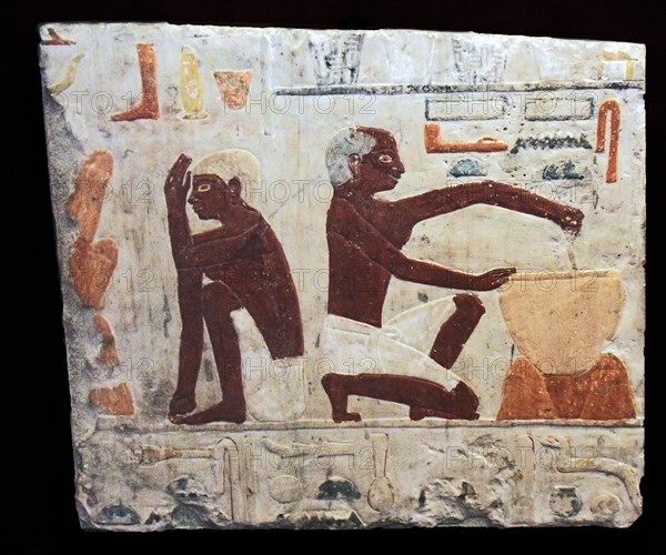 Manufacturing and baking bread in Ancient Egypt