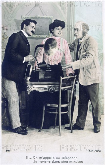 Illustration of a phonograph