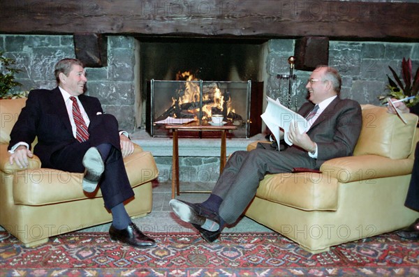 Mikhail Gorbachev and Ronald Reagan