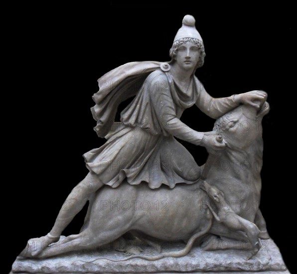 Mithra ou Mithras, dieu solaire originaire de Perse