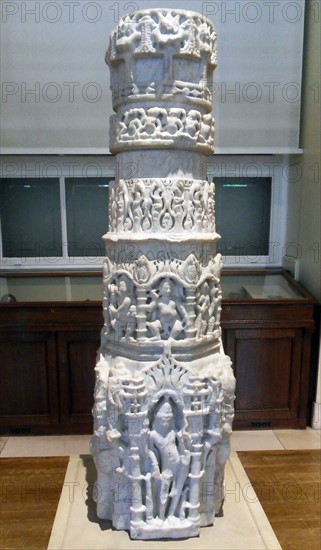 Marble pillar