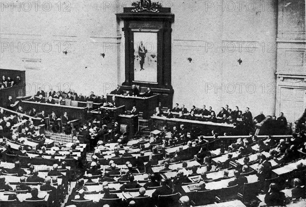 The Duma in session