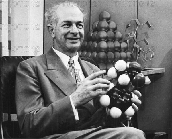 Linus Pauling