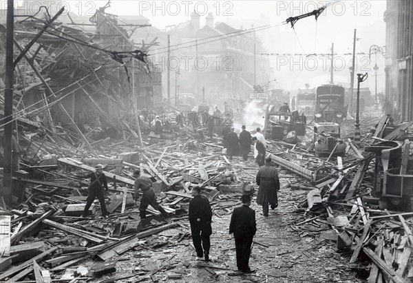 V2 rocket damage. Farringdon Road, 8th March 1945