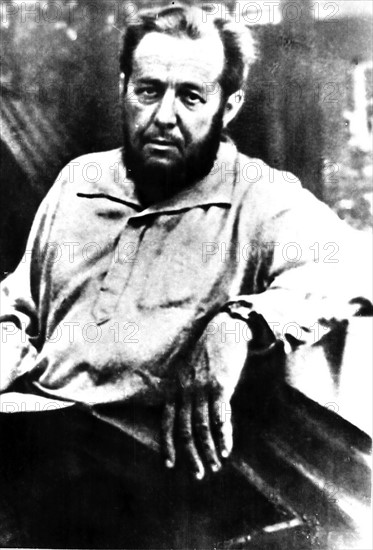 Aleksandr Solzhenitsyn, 1975
