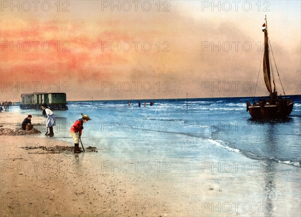 Damesbaden, Scheveningen, Holland, 1890-1900