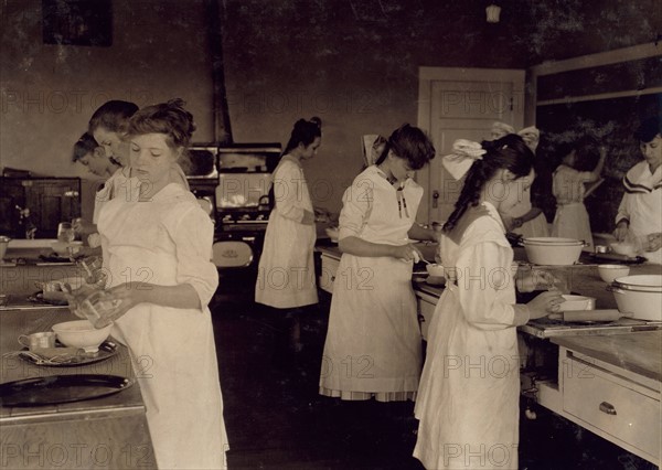 Domestic Science class in Horace Mann School