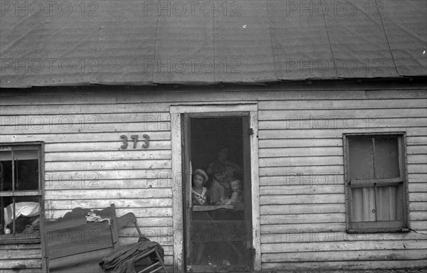 Dweller in Circleville's Hooverville, 1938