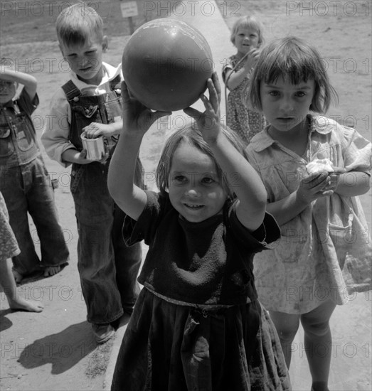 FSA camp for migrant agricultural workers, 1939