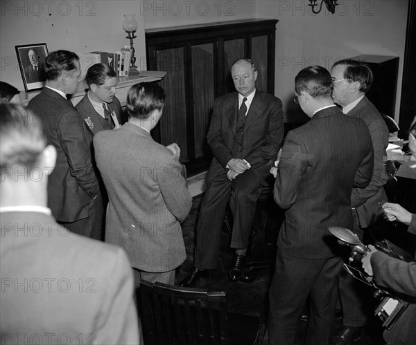 Senator Robert A. Taft returns for Congressional opening. Washington, D.C.