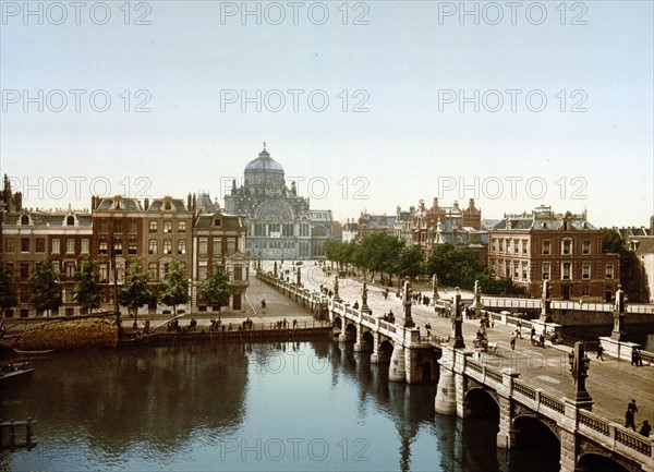 The great sluice, Amsterdam, Holland.