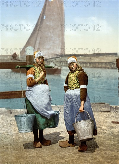 Native girls, Marken Island.