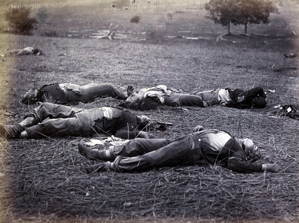 Bodies on the battlefield after the Battle of Gettysburg, July 1–3, 1863