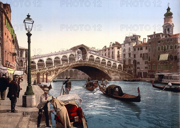 Rialto Bridge, Venice Italy